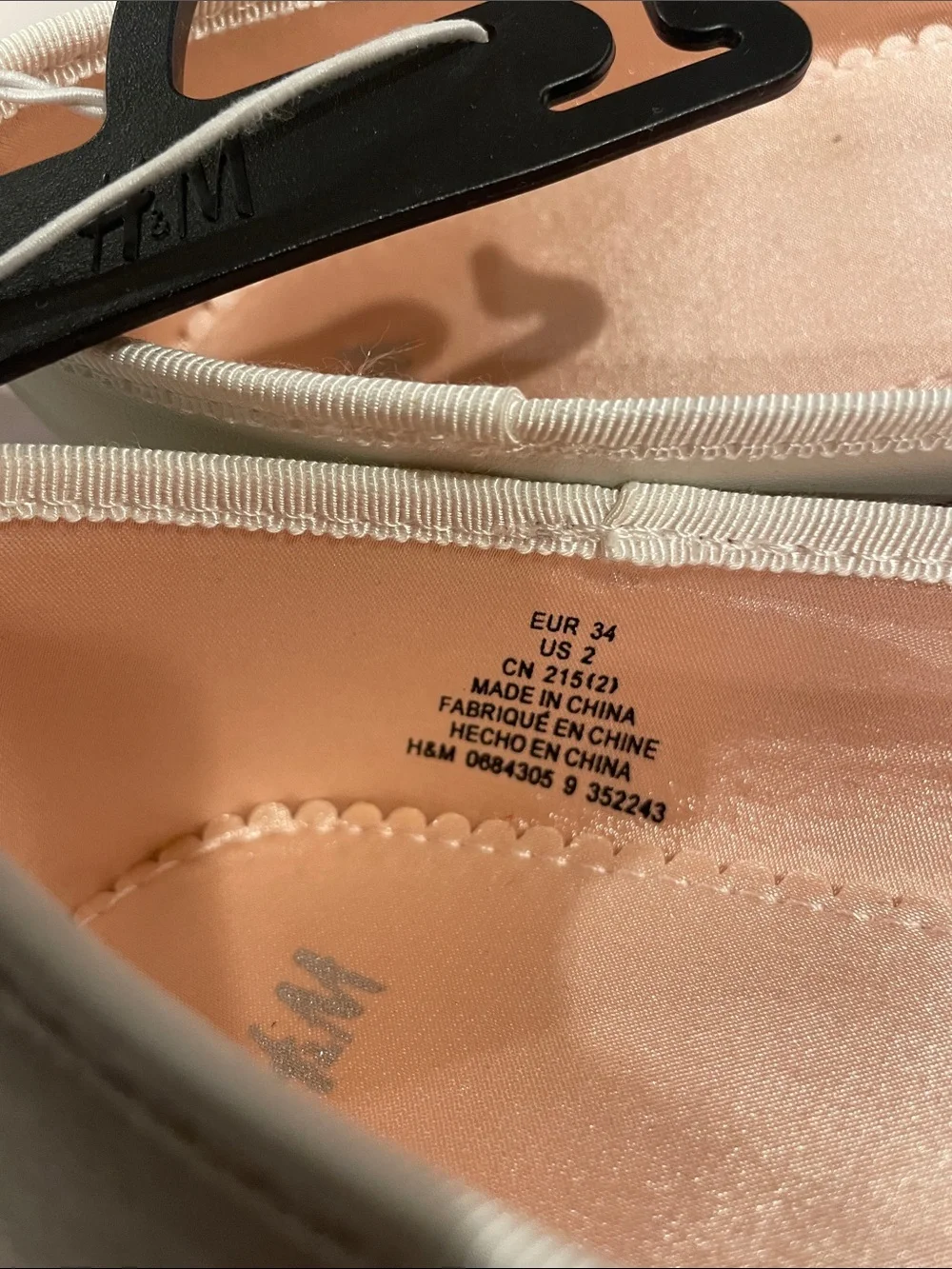 NWT H&M White Girls Ballet Flats with Pink Insole and Bow